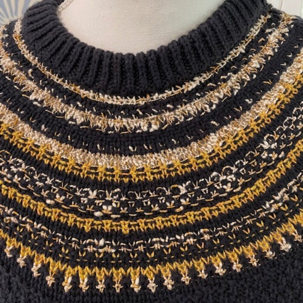 The Reeds Navy Fair Isle Sweater Gold Metallic Knit Winter Cottagecore Sz Small - Picture 2 of 5